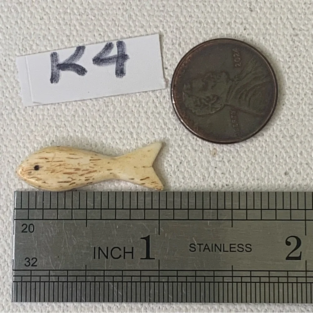 Hand Carved Fish Bone Bead Native American Style Miniature Fetish Animal VTG 1